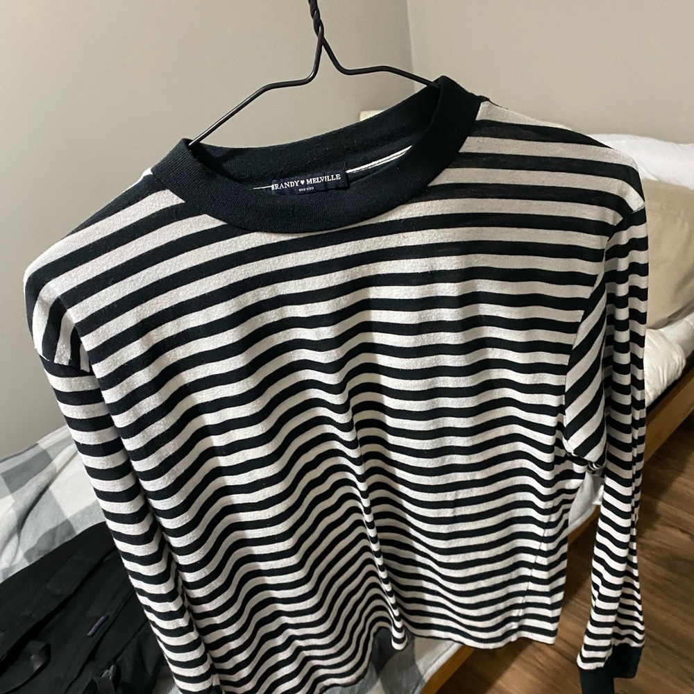 Brandy Melville long sleeve